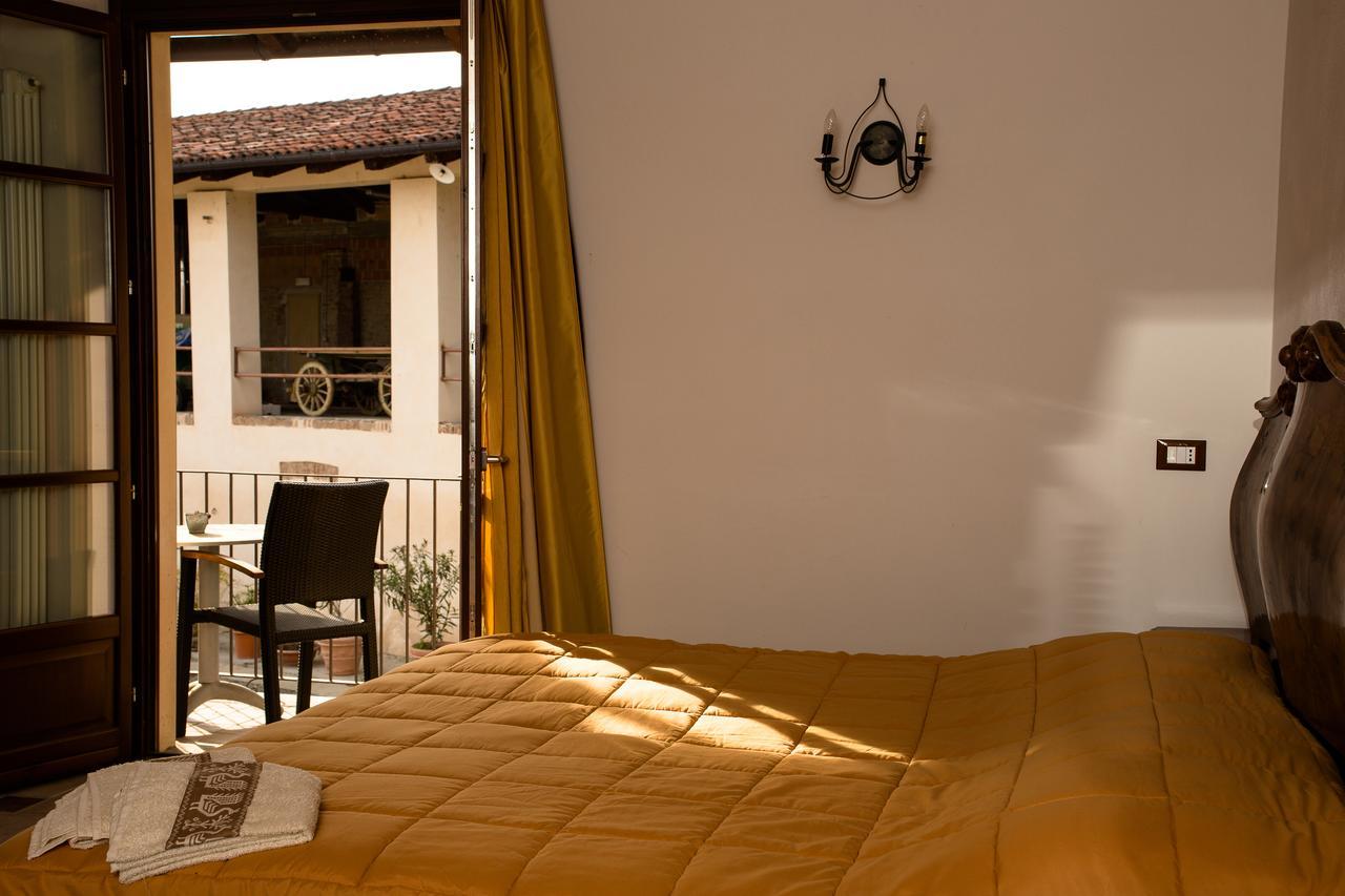 La Madonnina Agriturismo Dore Alba  Exterior photo